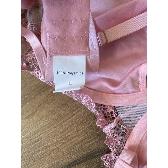 Beautiful Pink Bra and Panty Set Size Large Lace - Picture 5 of 6